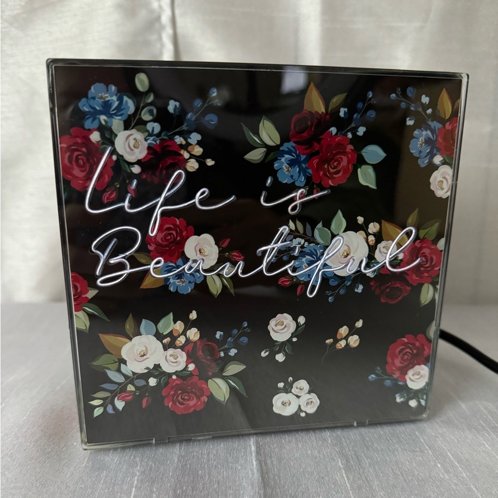 Life is Beautiful Scentsy Warmer